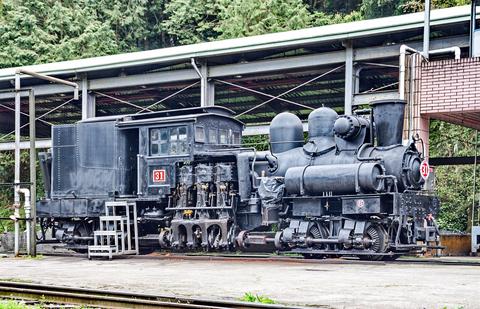 Getriebe-Dampflokomotiven der Bauart Shay sind bei der Alishan-Mountain Railway beheimatet.