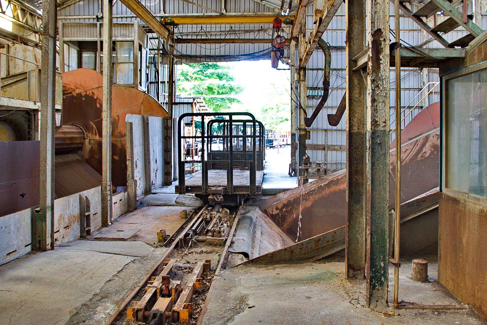 In der Zuckerfabrik und –Raffinerie Xihu, die 2004 ihren Betrieb einstellte und heute als Anlage museal erhalten wird, ist die komplette Transporttechnologie noch gut erkennbar.