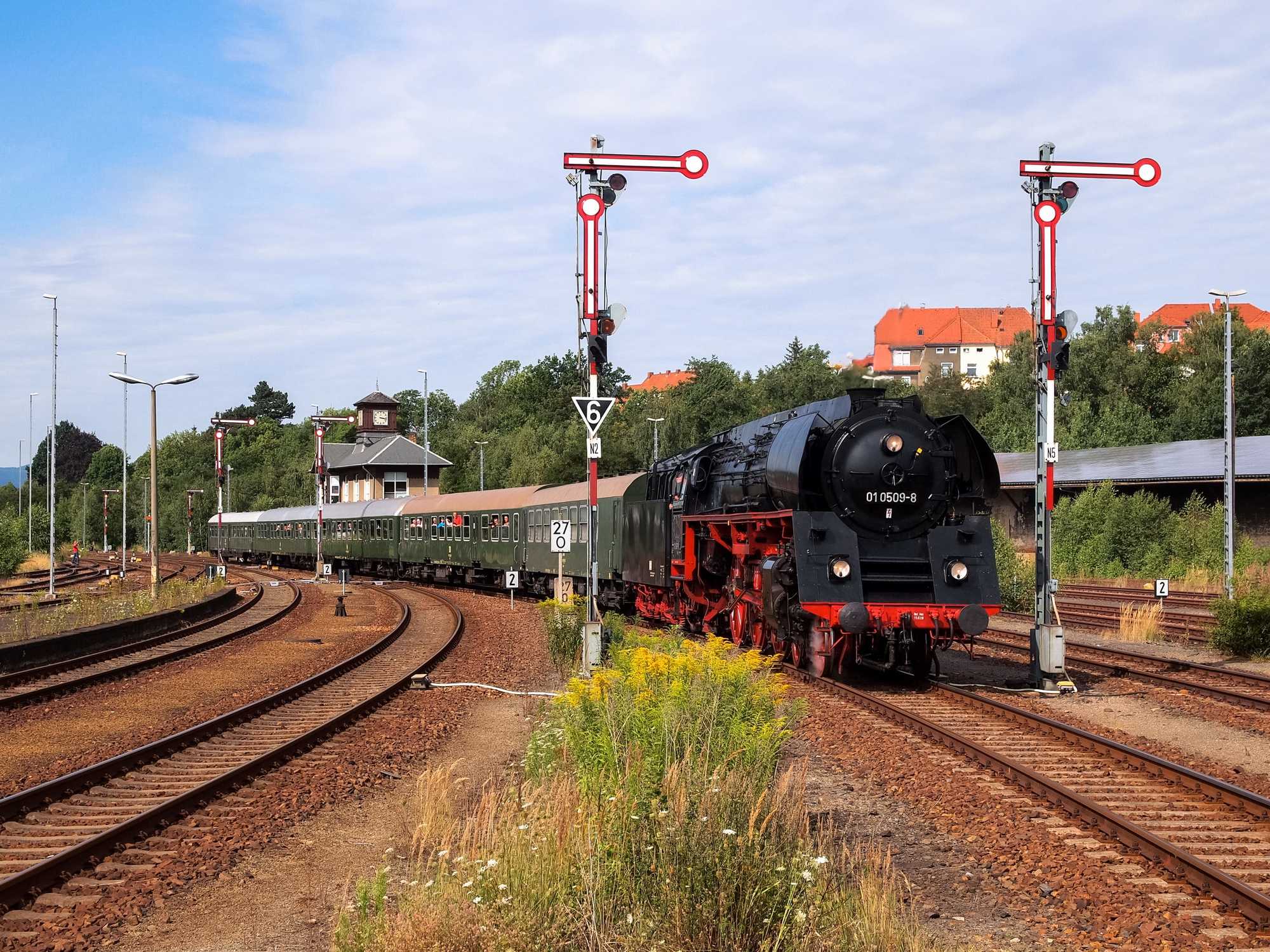 Mit dem DR-Zug von Dresden nach Zittau – das konnte man an beiden Tagen der HISTORIK MOBIL mit dem Sonderzug der PRESS. Heiko Günther beobachtete am 2. August die Einfahrt in Zittau.