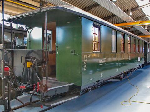 Der Buffetwagen 970-507 steht nach Abschluß der Untersuchung seit Ostern wieder planmäßig im Einsatz der Museumsbahn.