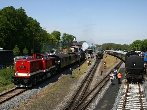 „Großer Bahnhof“ zum Bahnhofsfest in Putbus.