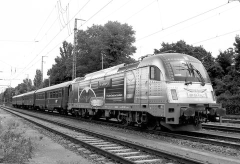 Nach Ausstieg der Fahrgäste in Potsdam erfolgte die Abstellung des VSE-Sonderzuges in Berlin-Wannsee.