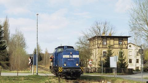 Am 19. März 2007 erfolgt mit der Diesellok 205 005 der Pressnitztalbahn GmbH in Anwesenheit des sächsischen Landesbevollmächtigten für Bahnaufsicht die Probefahrt zur Wiederaufnahme des Zugbetriebes auf dem ersten Teilstück der Muldentalbahn von Glauchau nach Waldenburg.