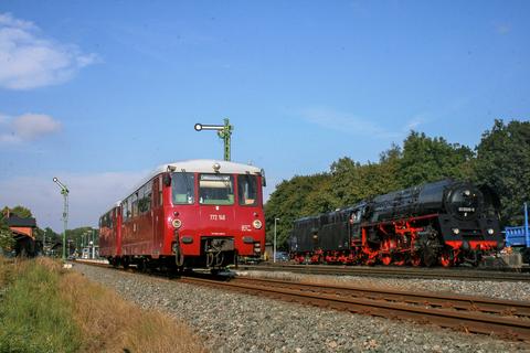 Weiterfahrt von Bergen mit dem LVT nach Putbus bei der Sonderfahrt mit exPRESSzugreisen am 3. Oktober.