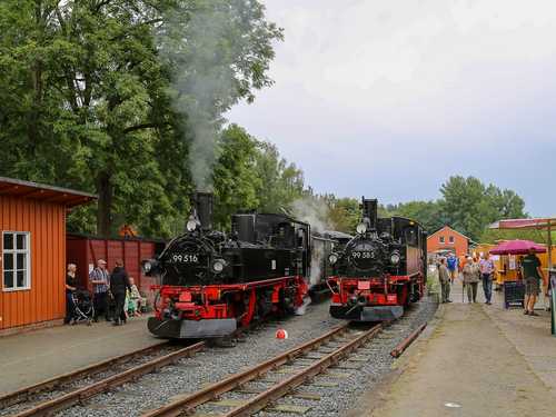 Das gab es in der Geschichte des Schwarzbachbahnvereins noch nie: zwei IV K in Lohsdorf. Die Partnerschaft mit der Museumsbahn Schönheide machte dies am 5./6. September 2020 möglich.