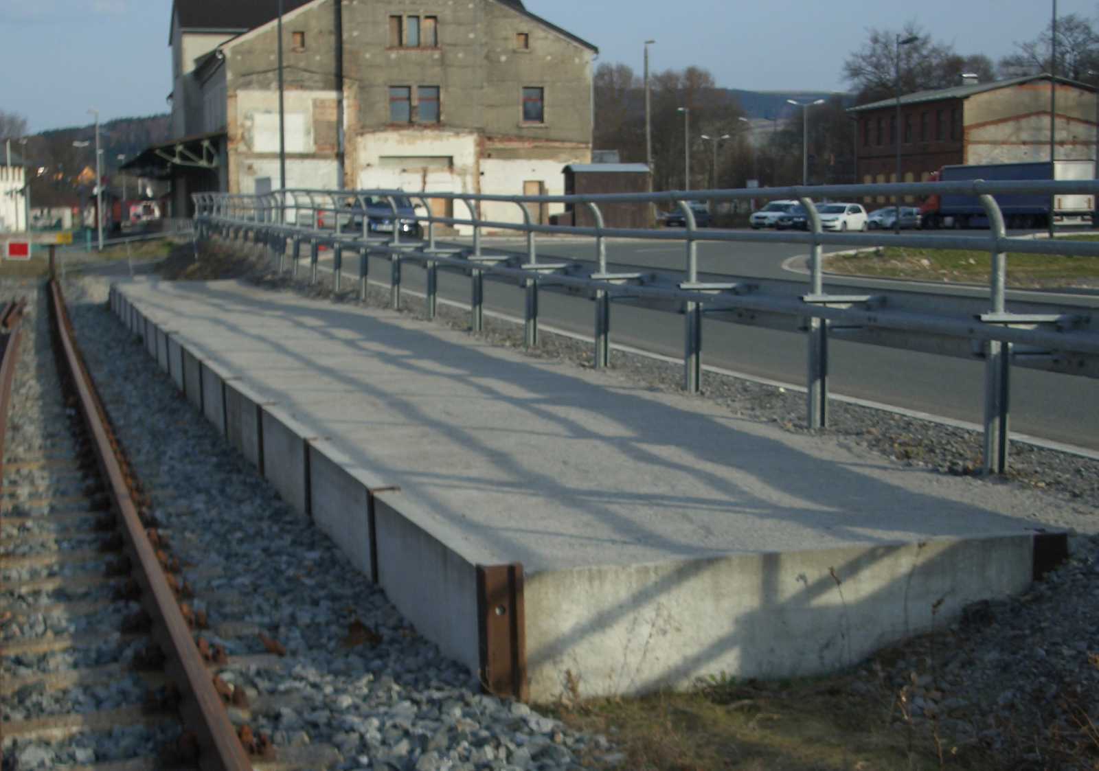 Der fertiggestellte VSE-Bahnsteig in Schwarzenberg.