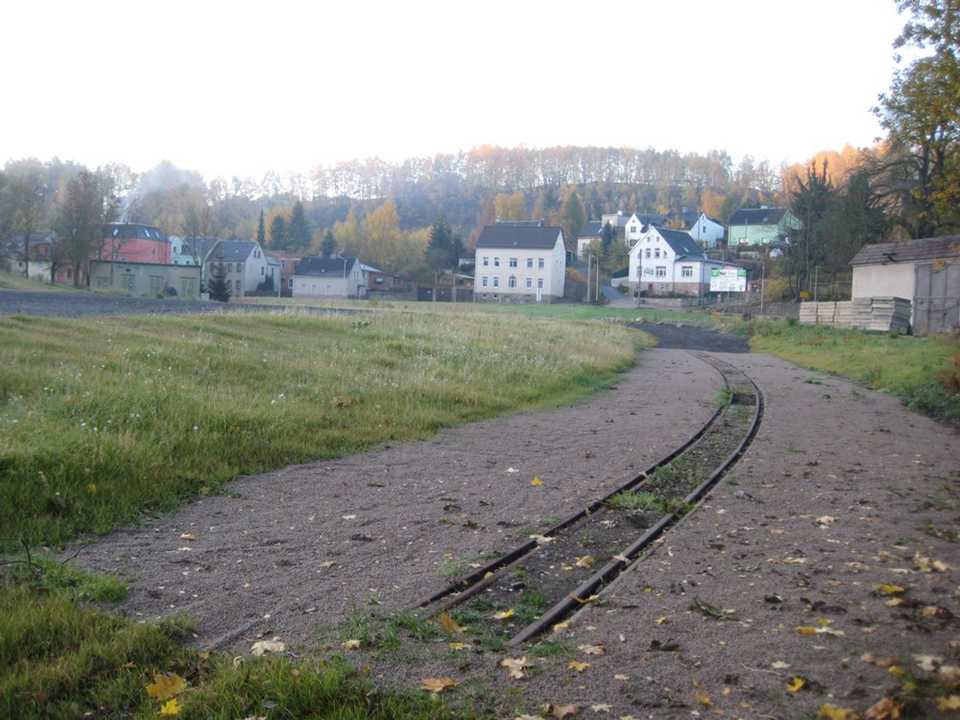 Das letzte Stück Gleis der Strecke Wilkau-Haßlau – Carlsfeld im Stadtgebiet von Kirchberg.