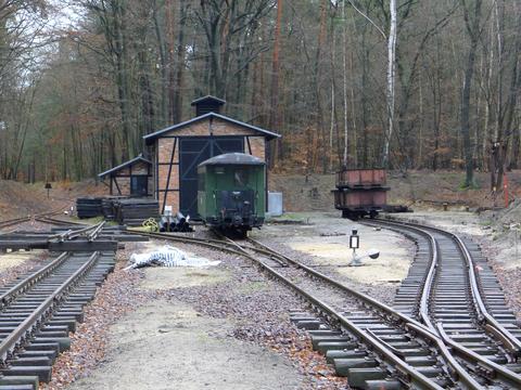 Die im September 2011 neu gebauten Gleise in Magdeburgerforth zeigt diese Aufnahme vom 7. Januar 2012 von Martin Büttner.