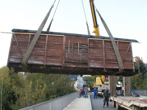Auf der Brücke über die Eisenbahn in Klingenthal entstand am 13. Oktober diese Aufnahme des