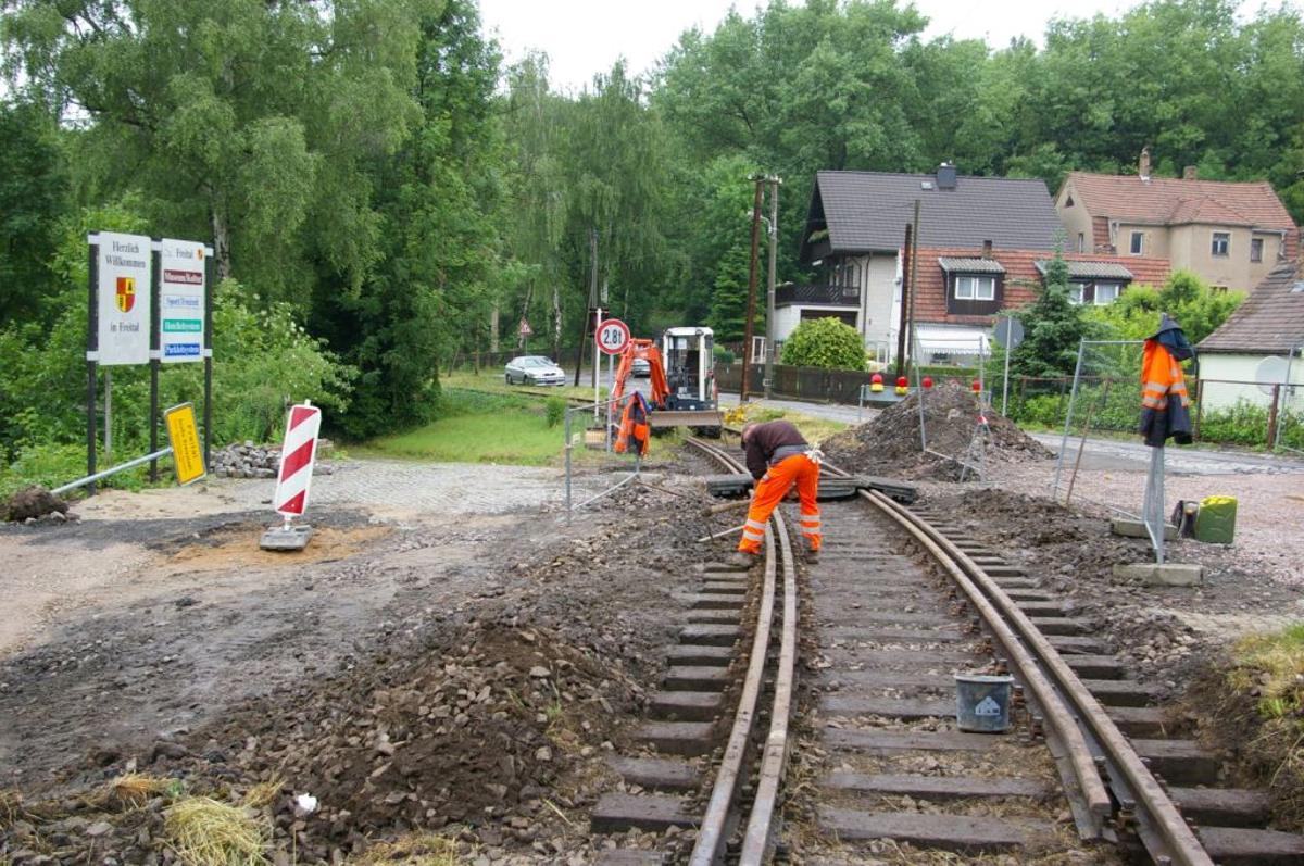 Gleisbauarbeiten auf der Windbergbahn.