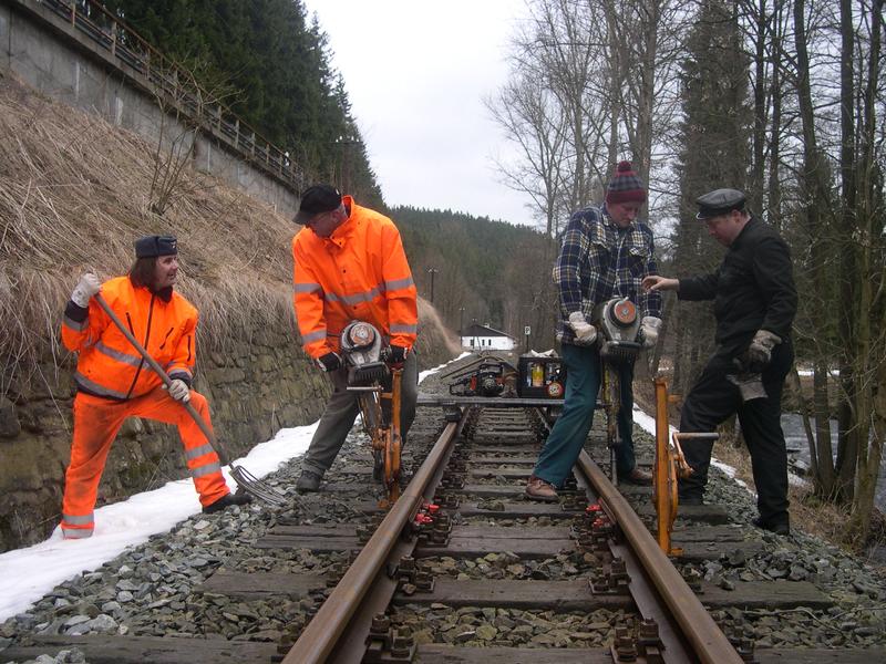 Gleisarbeiten am Abschnitt Kilometer 17,8 bis 18,2.