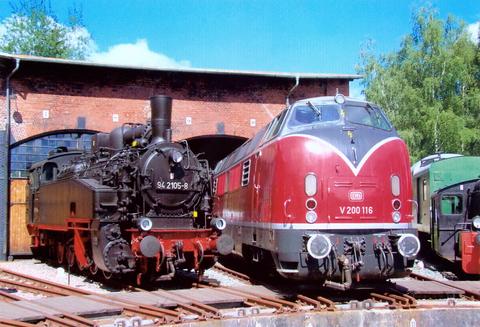 Am 24. Juni 2006 machte V200 116 aus Oberhausen mit dem Rheingold-Sonderzug in Schwarzenberg Station.