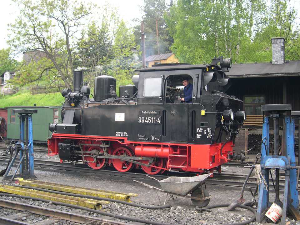 99 4511-4 kam zu Pfingsten, aber auch an weiteren Fahrtagen im Juni und Juli intensiv zum Einsatz.