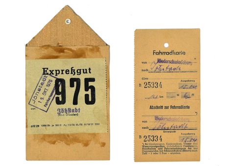 Expressgut- und Gepäckanhänger sowie Fahrradkarte von 1975/76