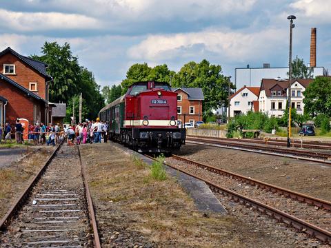 Am 26. Juni war im Sonderzug von Freiberg nach Brand-Erbisdorf kein Sitzplatz frei geblieben, hier nach der Ankunft.